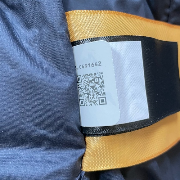 The North Face Men’s Eco Nuptse Jacket In Mallard Blue Aviator Navy - Picture 7 of 9